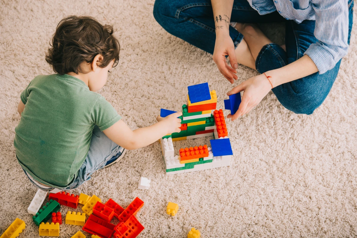 Blog How to Choose the Right Babysitter for Your Family